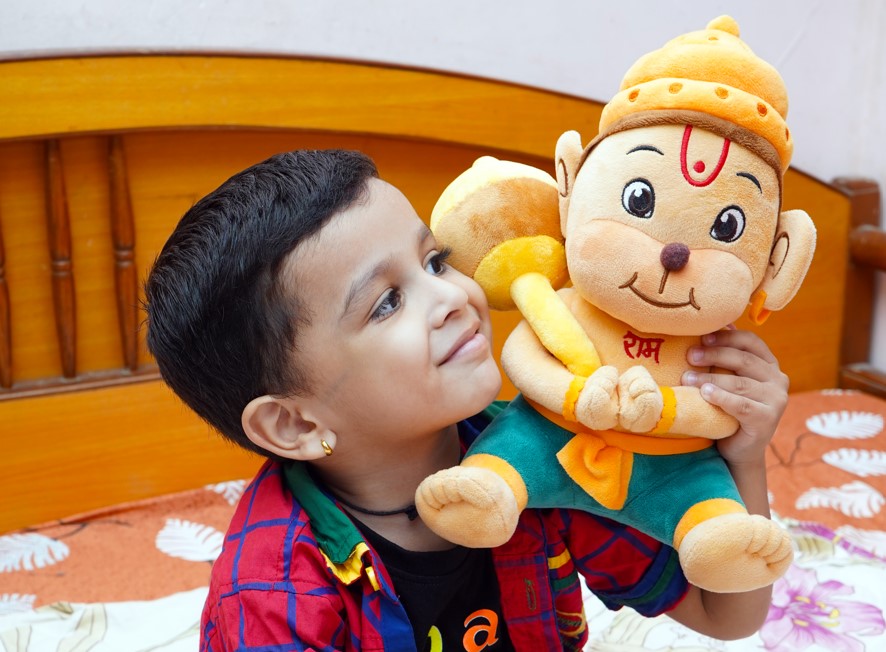 Introducing Hanuman Toys to Children: A Journey of Courage and Devotion from the Early Years