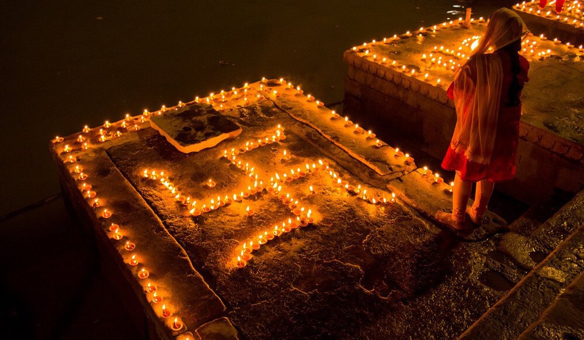 The world loved Swastika until Hitler stole it